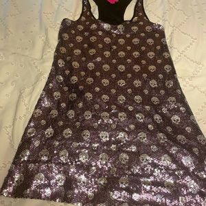 Cute skull 💀 dress I super Love it but too small on me